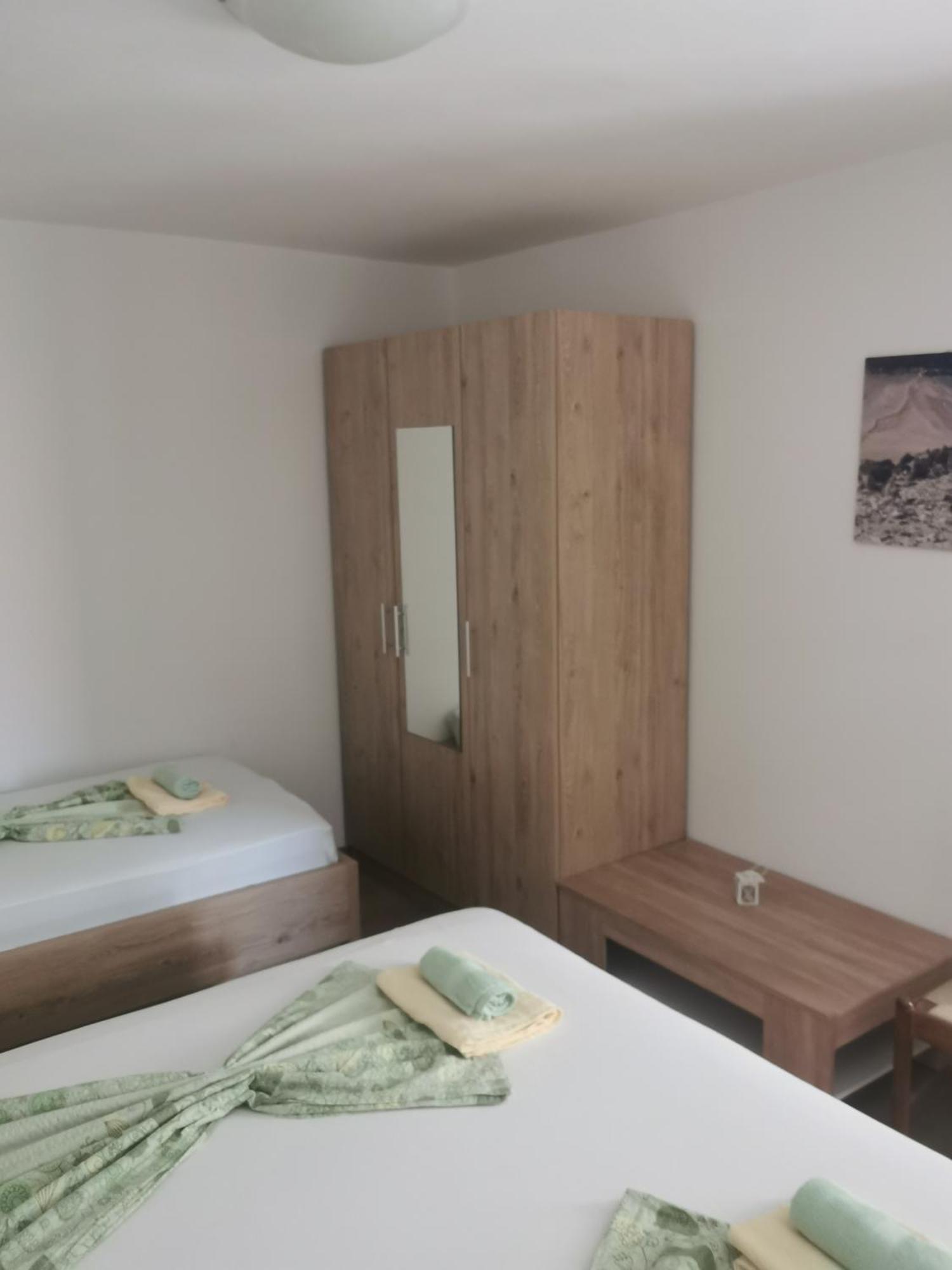 Apartments Boric لوبار الغرفة الصورة